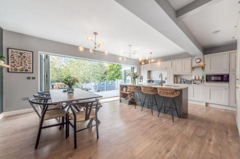 Open-Plan Living Kitchen