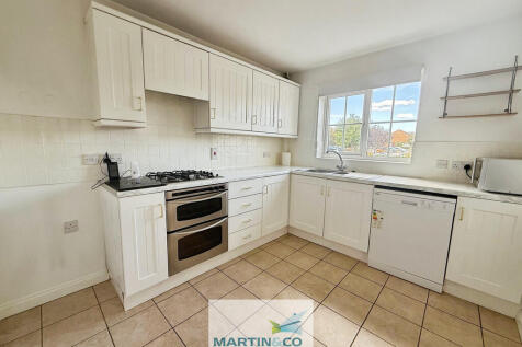 f17f5f80--47FD-B8...