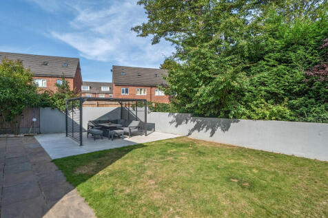 1340793-4-689caba...