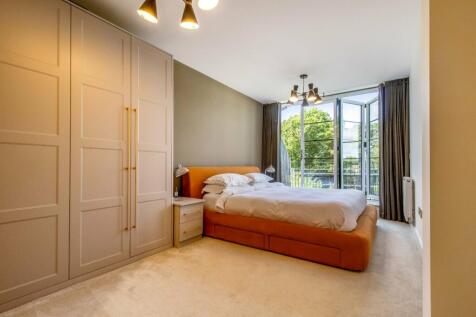 Principle Bedroom