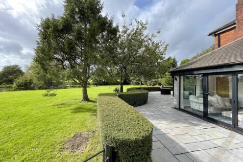 Garden Views 