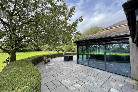 Side/Rear Patio 
