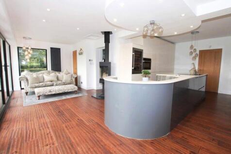 Dining Kitchen/Family Room