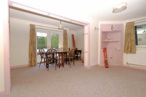 Farmhouse - Dining Area