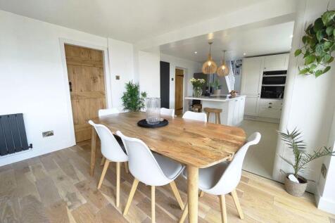 Kitchen/Diner/Living Area 