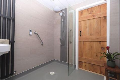 Wet Room - Ground Floor 