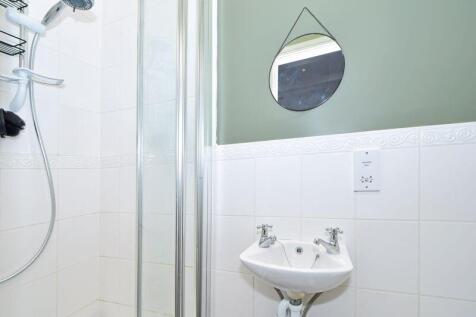 BEDROOM FOUR EN SUITE