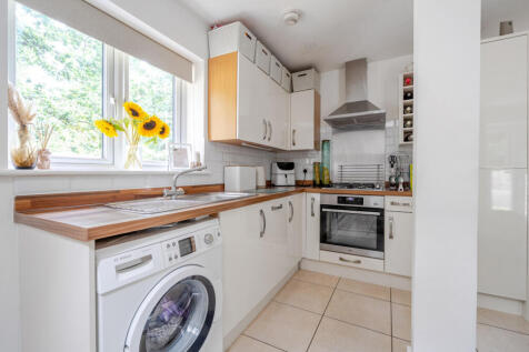 1328957-2-6880e11...