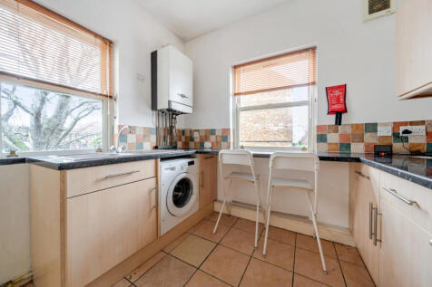 1393811-3-6941384...