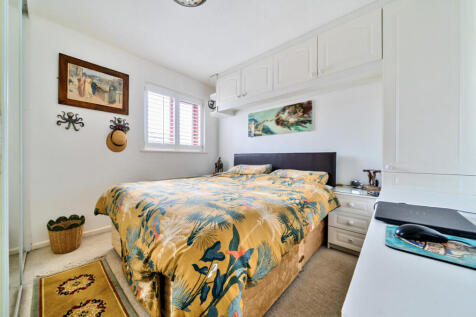 1325010-8-6878d75...