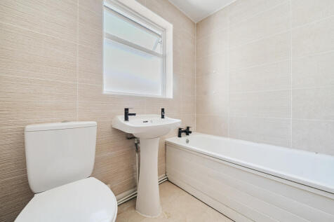 1339604-5-689a32b...