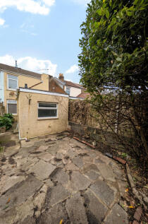 1395161-3-694aa06...