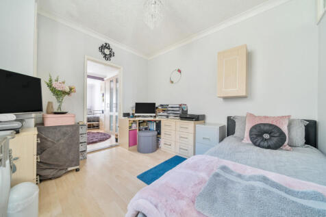 1359205-3-68d547d...