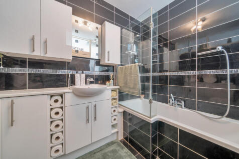 1359205-4-68d547f...