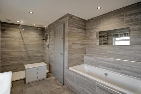 HOUSE BATHROOM