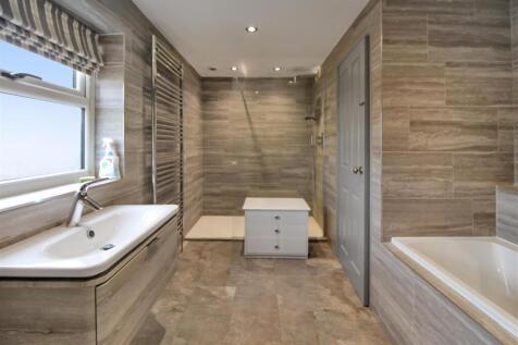 HOUSE BATHROOM