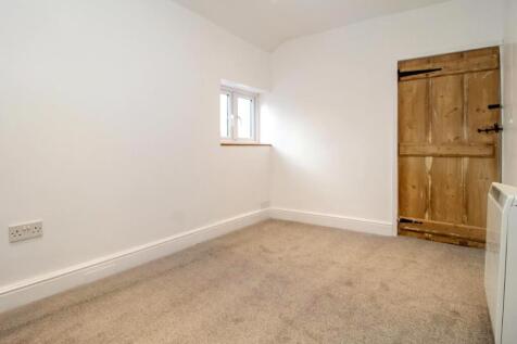 Bedroom 2.jpg
