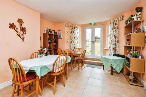 Lgf Dining Room