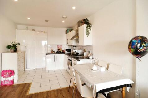 Lounge/Kitchen