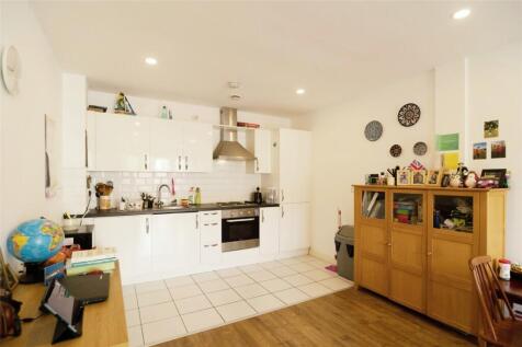 Lounge/Kitchen