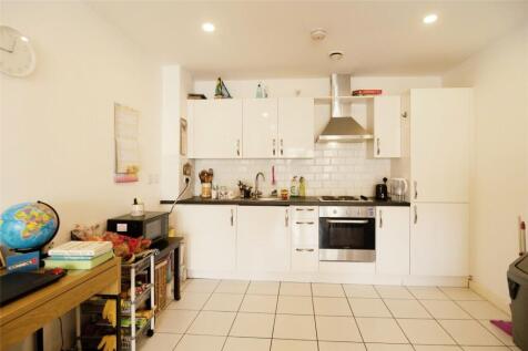 Lounge/Kitchen