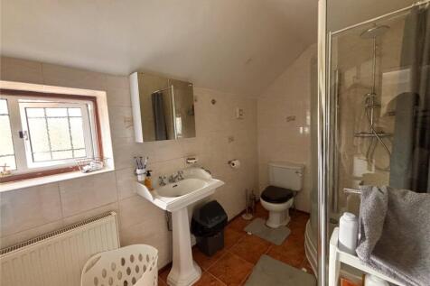 En-Suite 1