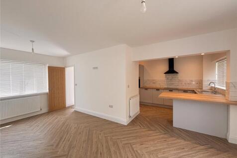 Lounge/Kitchen