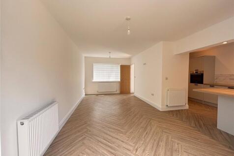 Lounge/Kitchen