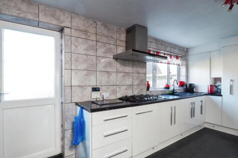 Fitted Kitchen
