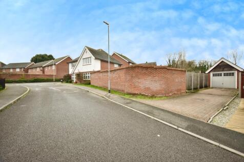 Rear Aspect/Parking