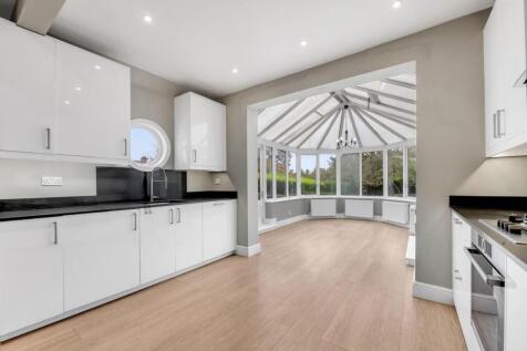 Kitchen &amp; Reception