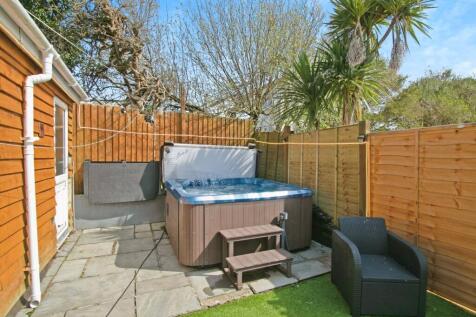 Hot Tub &amp; Annexe