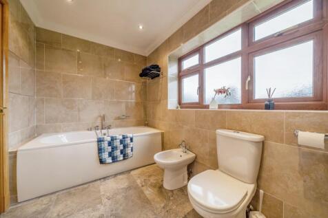 Master En-Suite