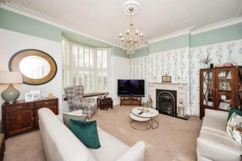 Sittin Room