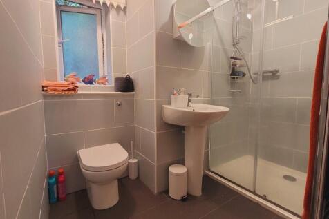 Master Ensuite