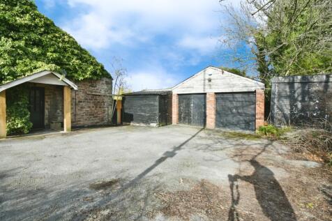 Double Garage