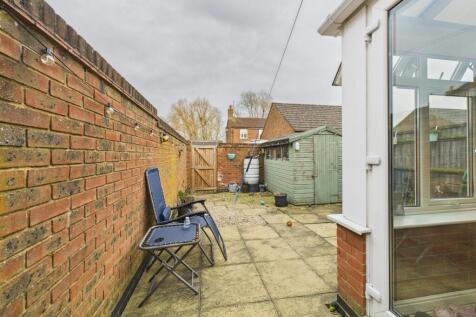 CAM04907G0-PR0113-STILL009.jpg