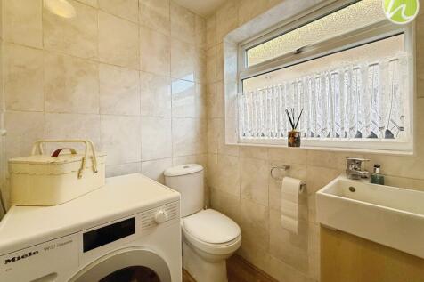 Ground Floor WC/ Utility