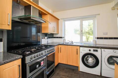 Kitchen diner (3).jpg