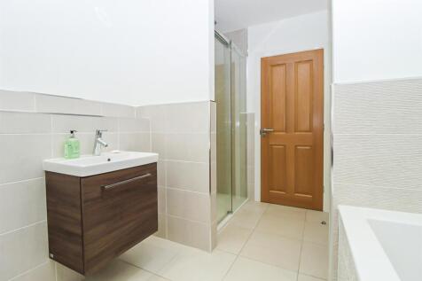 BATHROOM/W.C.