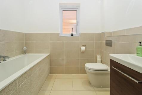 BATHROOM/W.C.