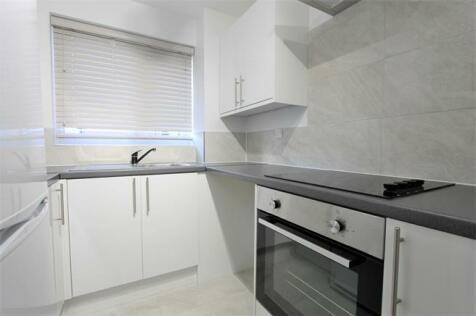 1 Bedroom Flats To Rent In Edmonton North London Rightmove