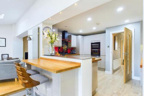Open Plan Kitchen Living Area