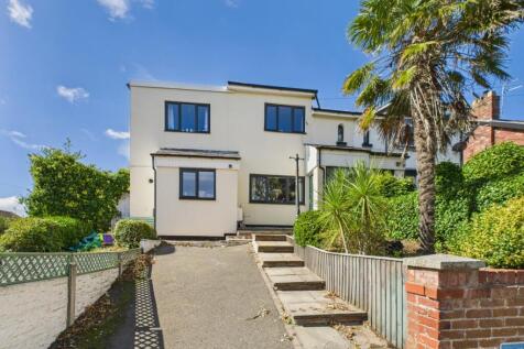 CAM02386G0-PR0143-STILL006