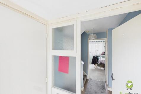 CAM02463G0-PR0081-STILL003