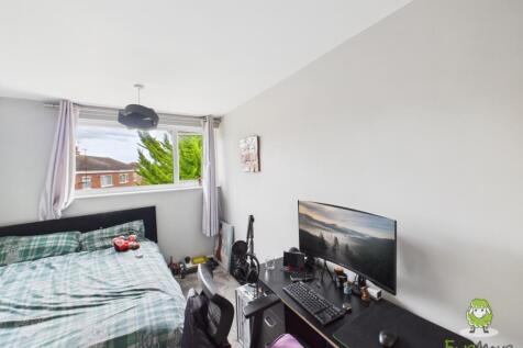 CAM02463G0-PR0081-STILL015