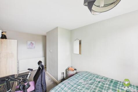 CAM02463G0-PR0081-STILL016