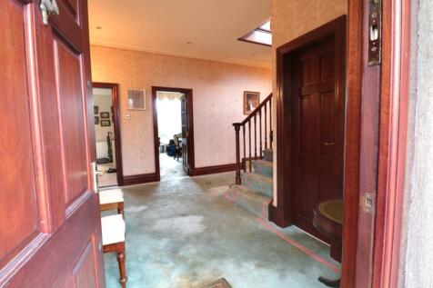 Entrance Hall (2)