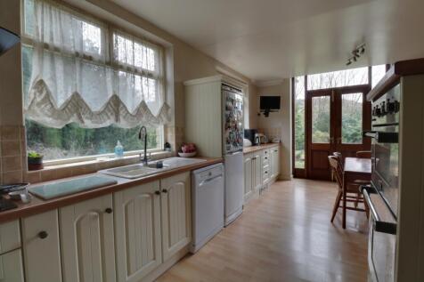 Kitchen Diner (2)