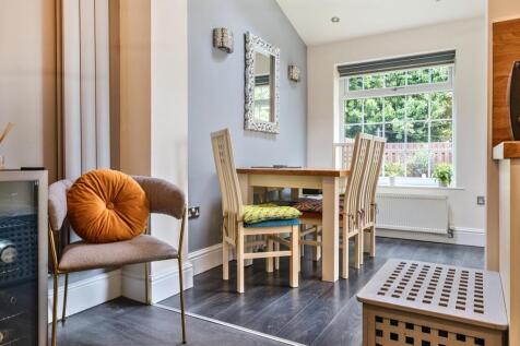 1290203-21-6825ef8a48e5a-ARW